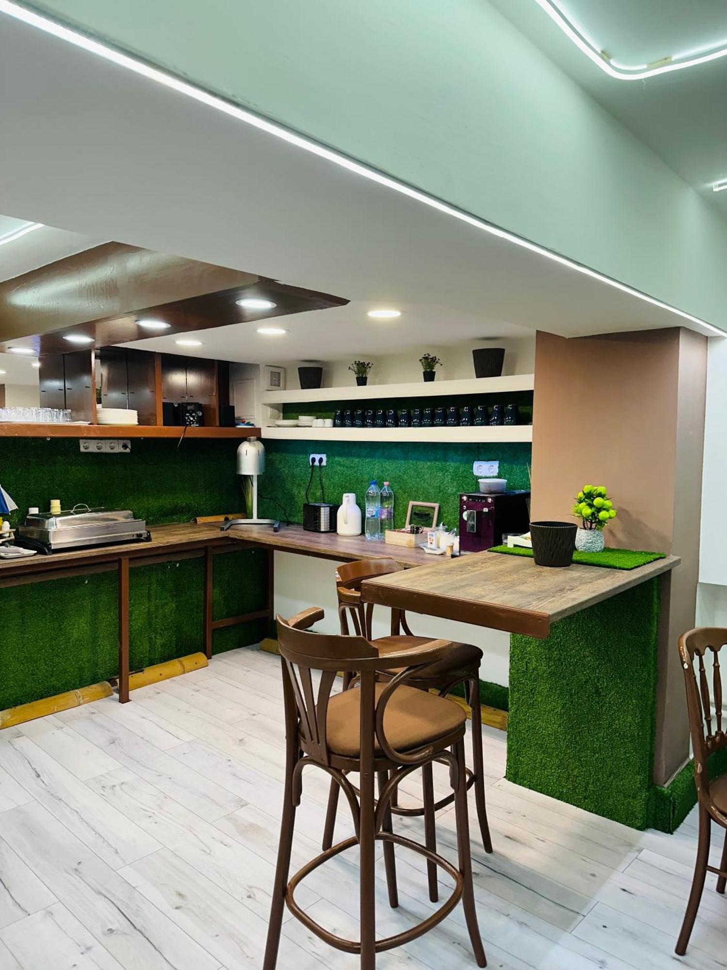 Centrum Panzio Debrecen Ngoại thất bức ảnh