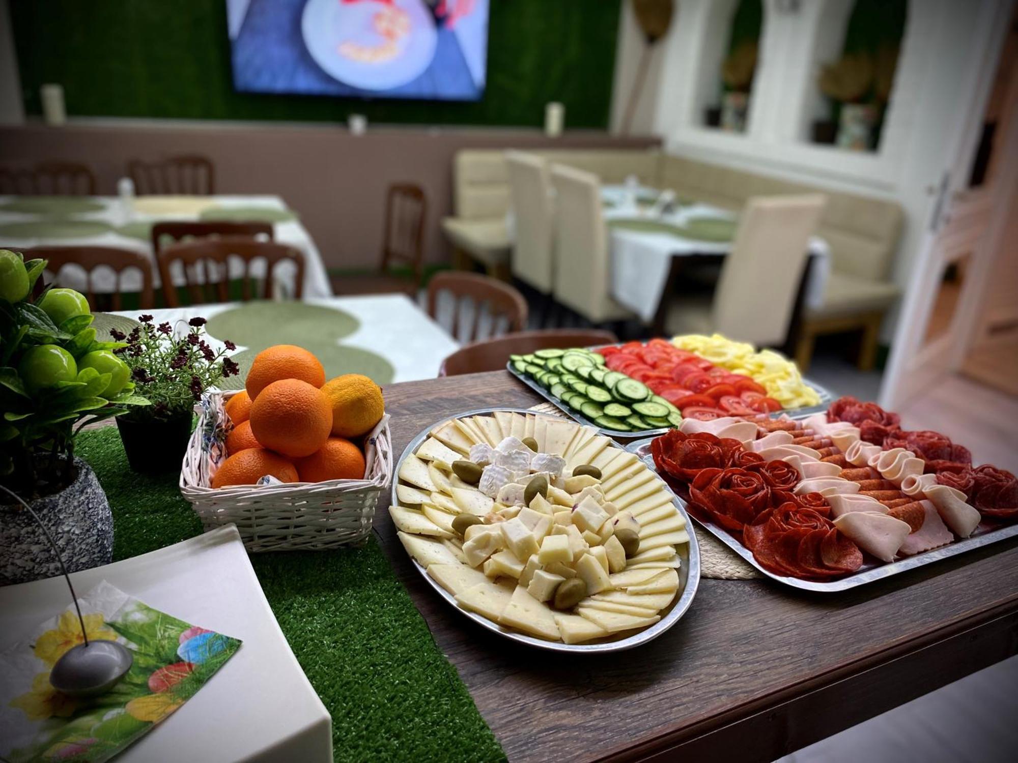 Centrum Panzio Debrecen Ngoại thất bức ảnh
